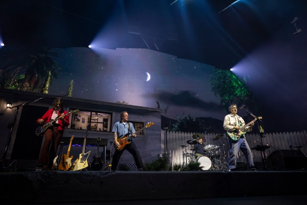 Weezer performs at Kia Center on "The Gathering" tour in Orlando on Oct. 11, 2026. (Patrick Connolly/Orlando Sentinel)