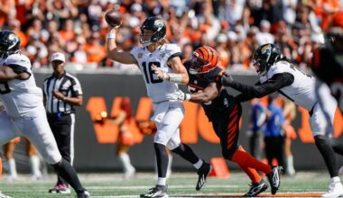 Trevor Lawrence finally gets 1st win over Bengals as Jaguars hold on for 22-17 victory