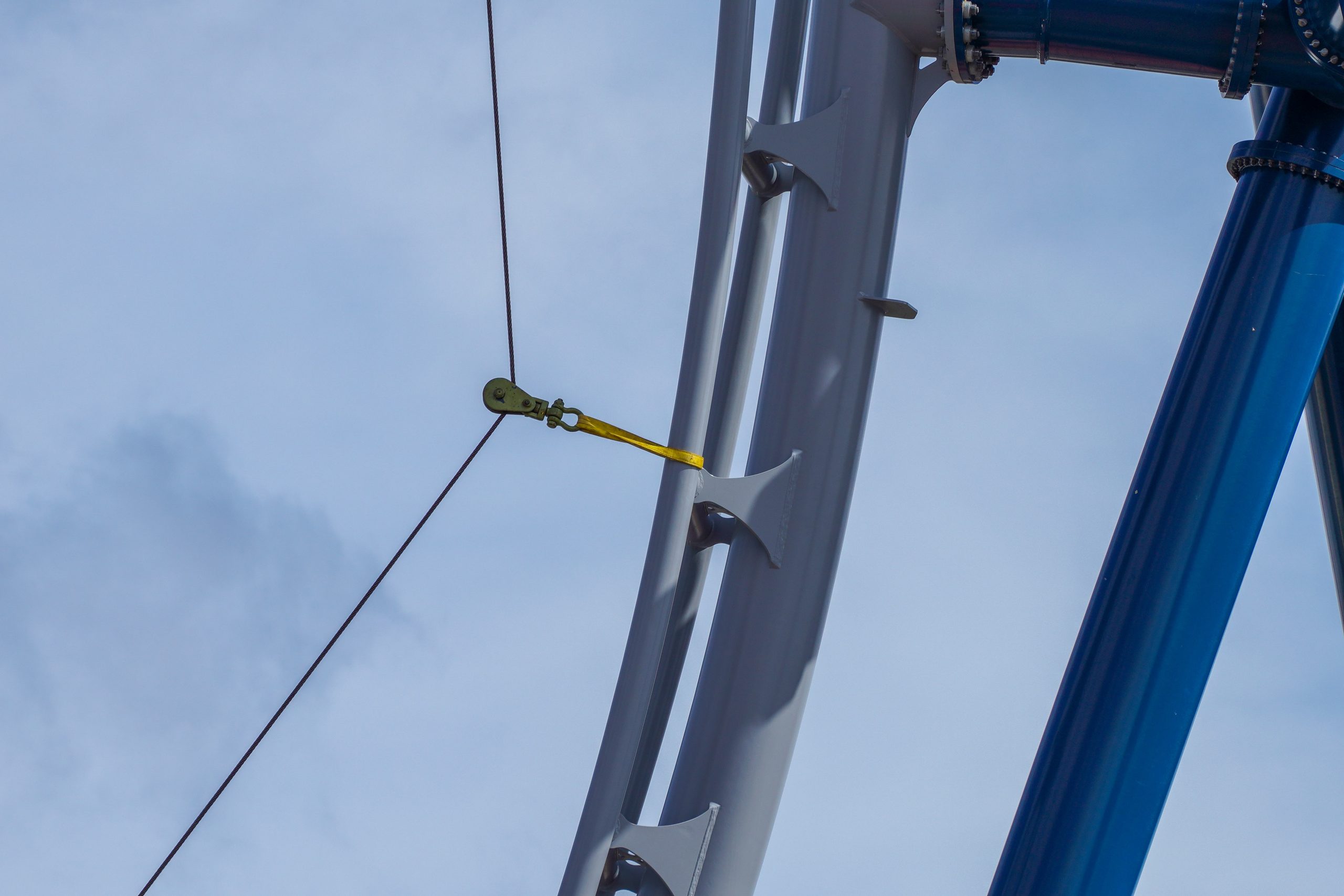 Pull testing has reached the towering spike of Fast & Furious: Hollywood Drift at Universal Studios Florida, with new photos from bioreconstruct showing how crews pull the test vehicle up the track and inspect its traction.