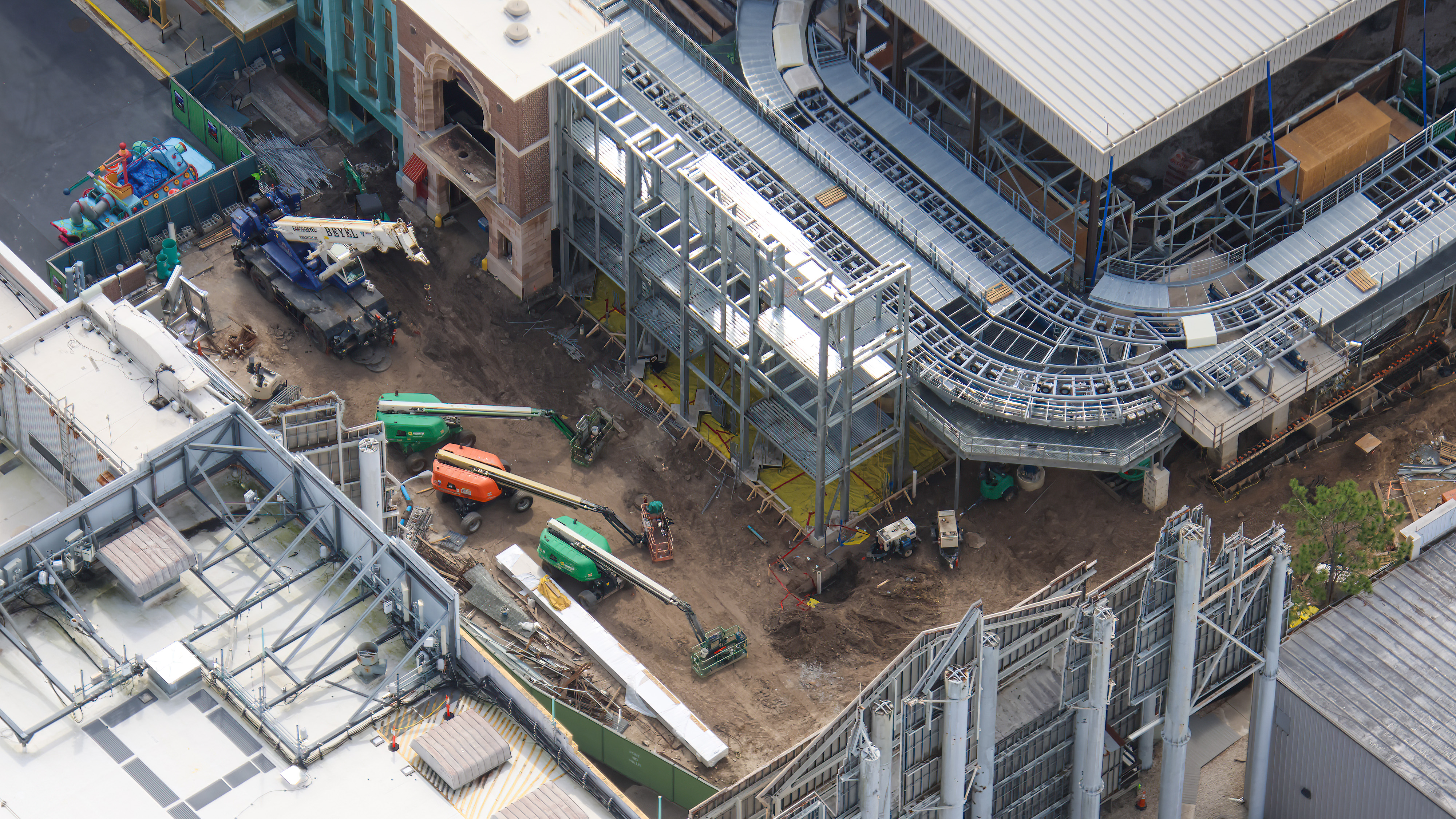 More Theming Added as Pull Testing Continues at Fast & Furious: Hollywood Drift at Universal Studios Florida