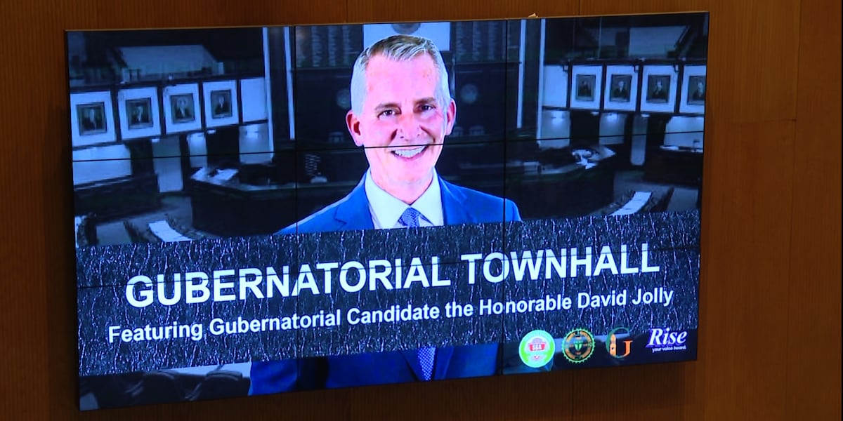 Florida gubernatorial candidate David Jolly responds to student questions in town hall at FAMU