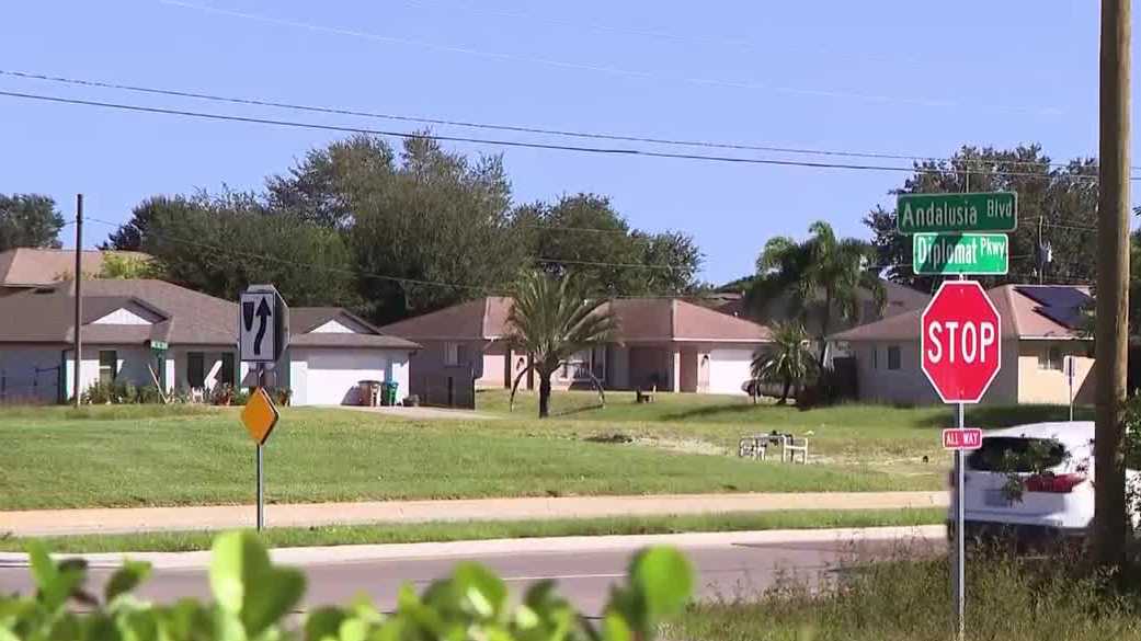 Cape Coral votes on lights to address safety at busy intersection