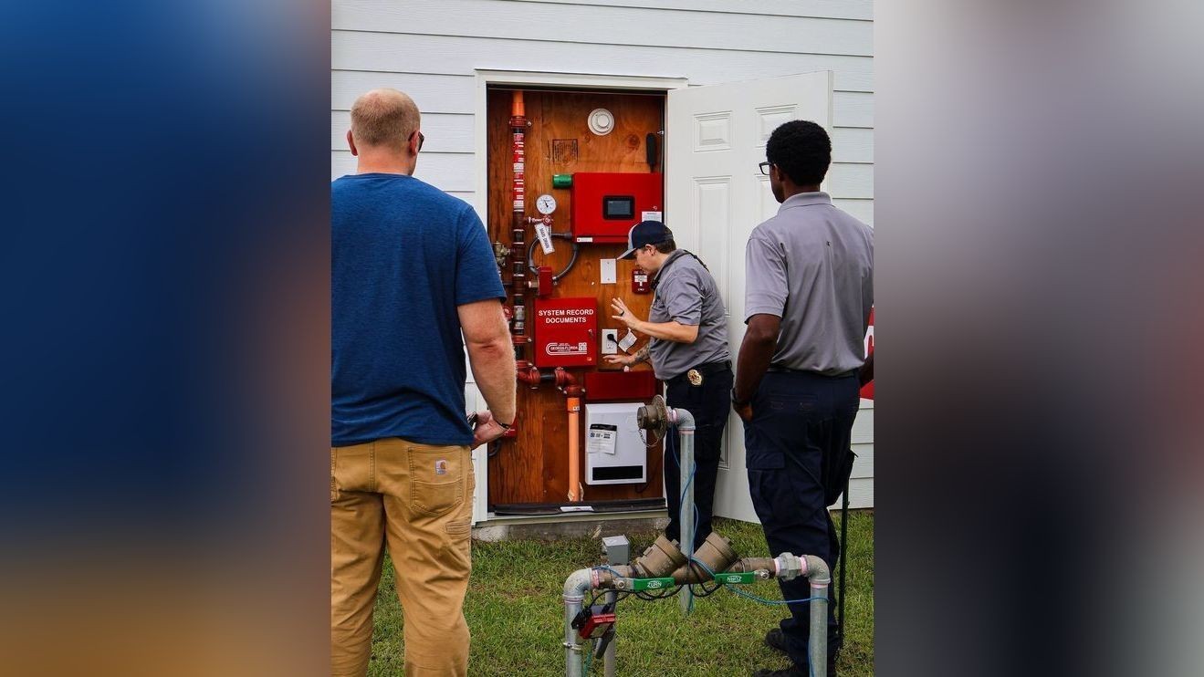 TFD fire inspector students tour construction sites to see codes and plans in action