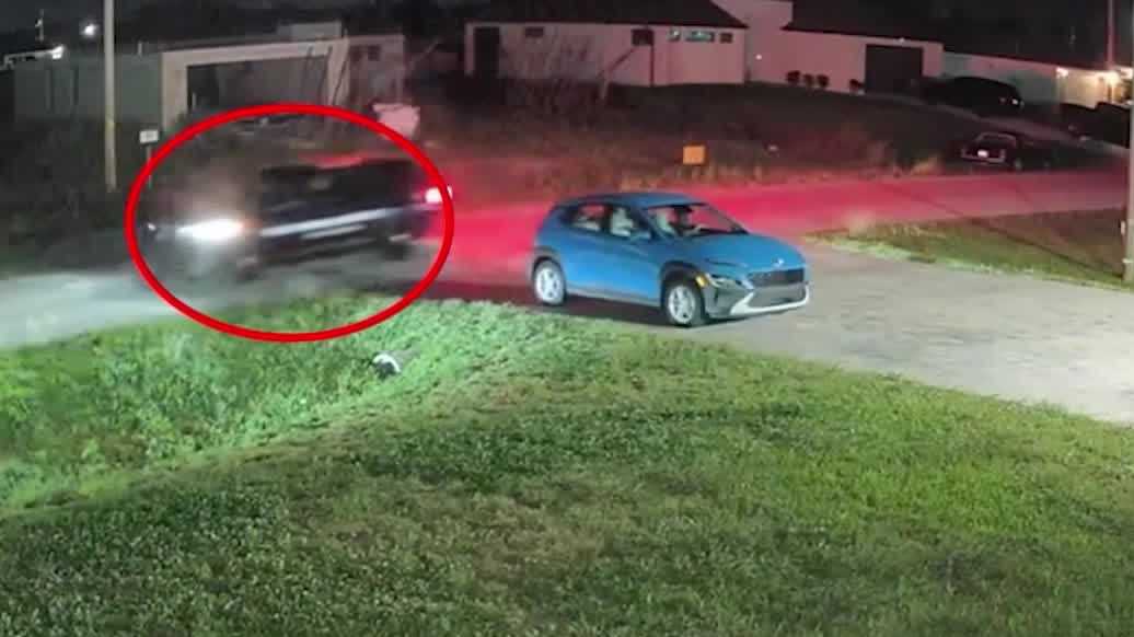 Florida residents fearful after man fires rifle into the air