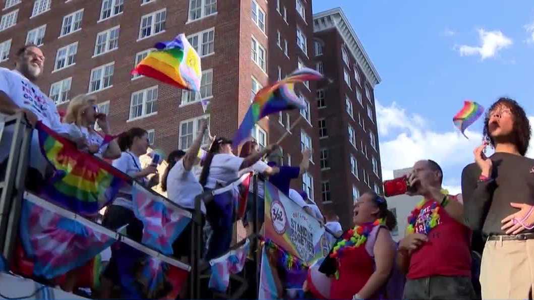 Longwood workshop helps create floats for Come Out With Pride