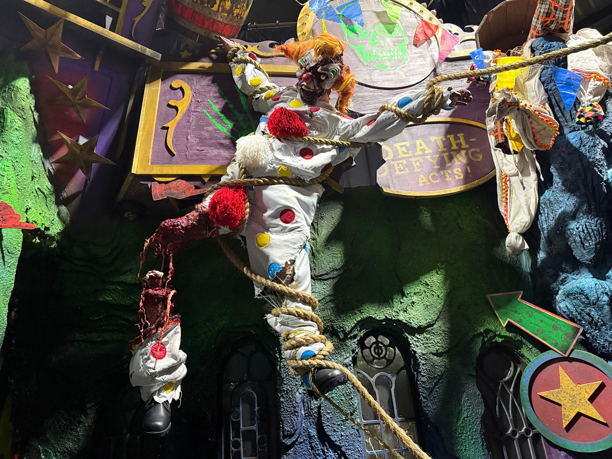 Jack the Clown is ripped apart in the Jack & Oddfellow: Chaos & Control house at Universal Orlando's Halloween Horror Nights.