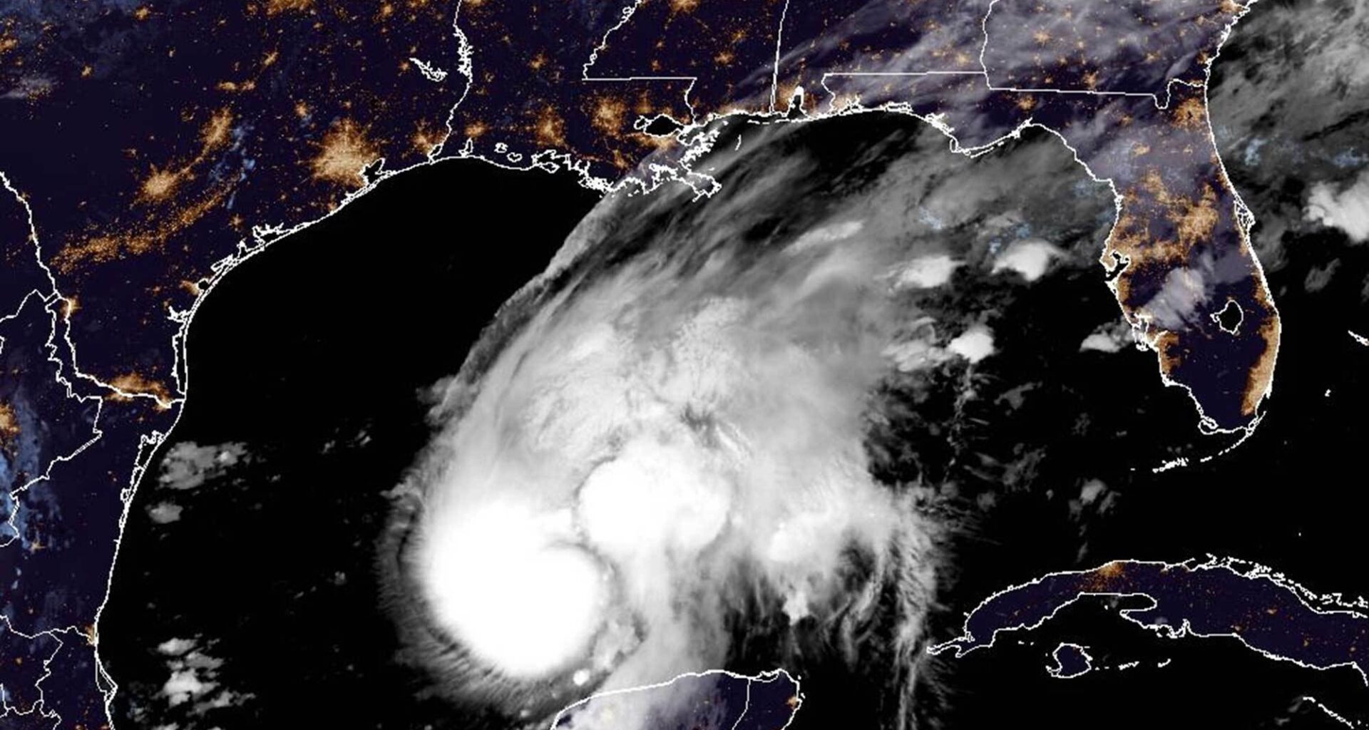 Hurricane Isaias intensifies, forecast to strike Florida as Category 2, NHC says – Orlando Sentinel