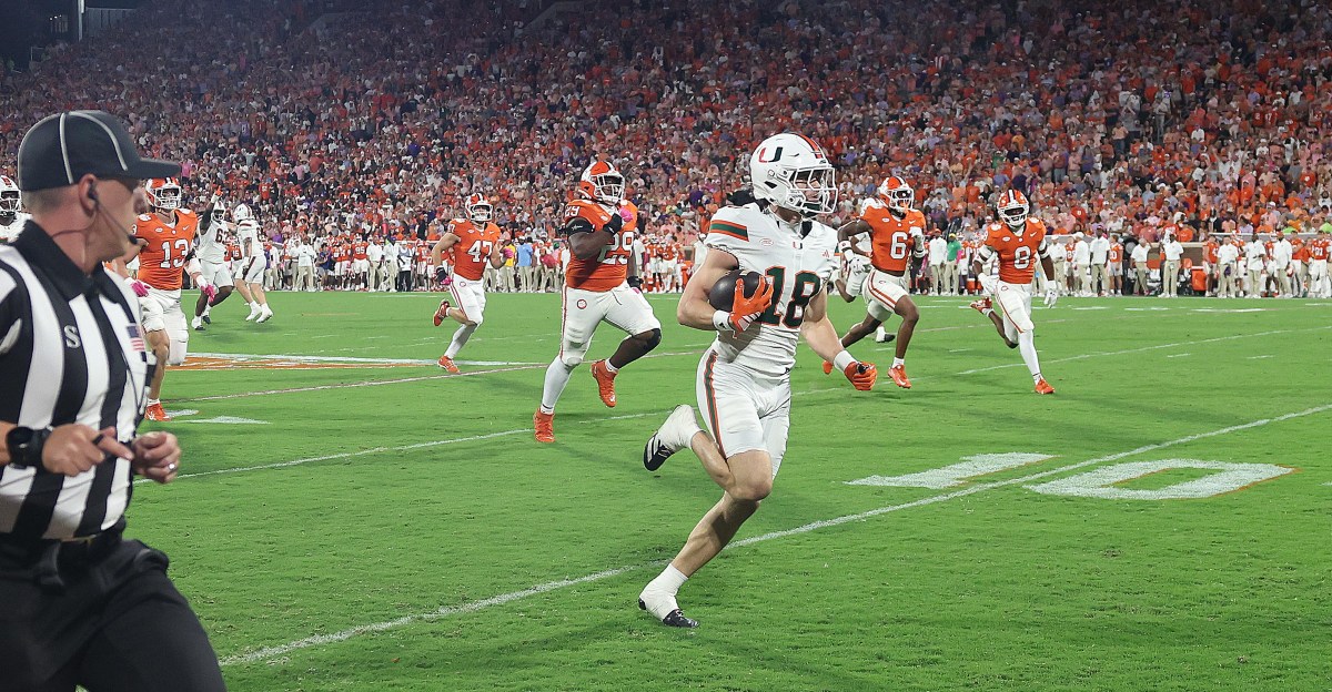 Recap: Miami handily defeats Clemson 41-13