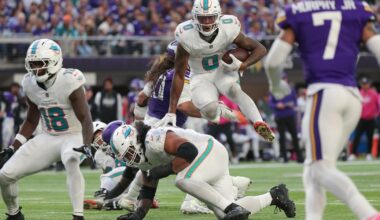 Miami Dolphins Fans Take On Game 4