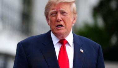 Tampa Bay Buccaneers news: President Trump attending Steelers vs. Bucs