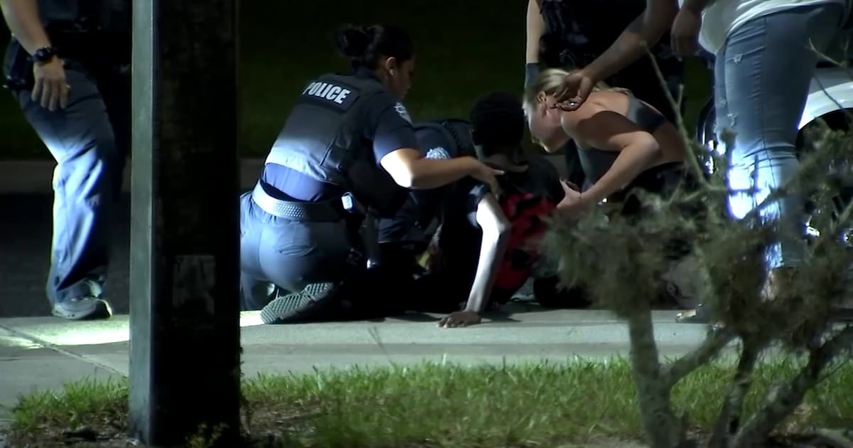 Juvenile shot in leg during Ocoee High School football game