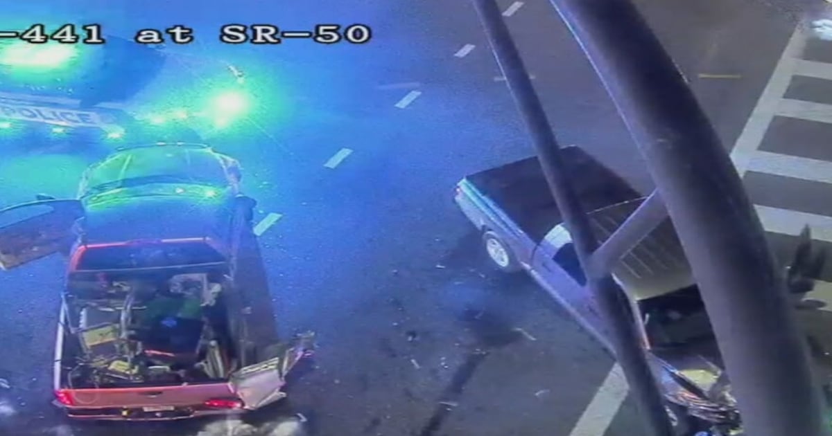 Major crash shuts down Orange Blossom Trail in Orange County