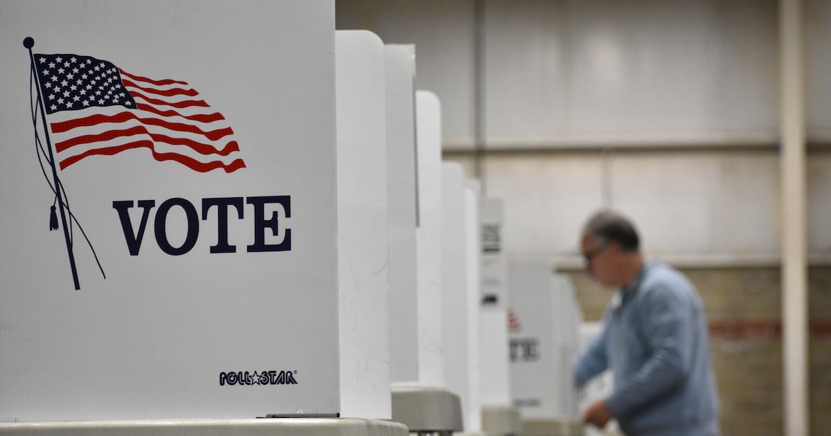 Duval voters report touch screen issues with ExpressVote machines during early voting – Action News Jax