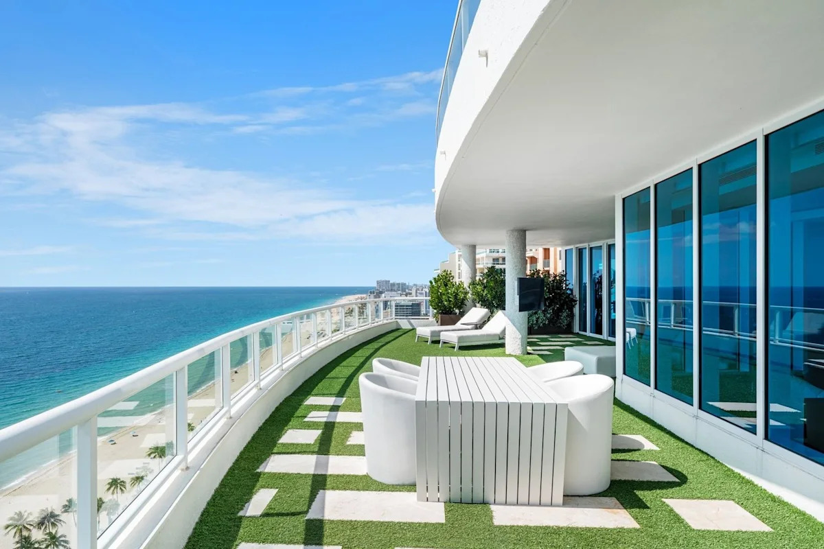 Ritz-Carlton Penthouse on Fort Lauderdale Beach To Be Auctioned to Highest Bidder