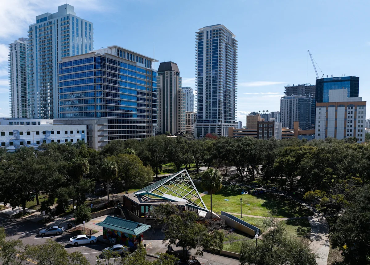 Ice rink! St. Pete park to transform into holiday experience