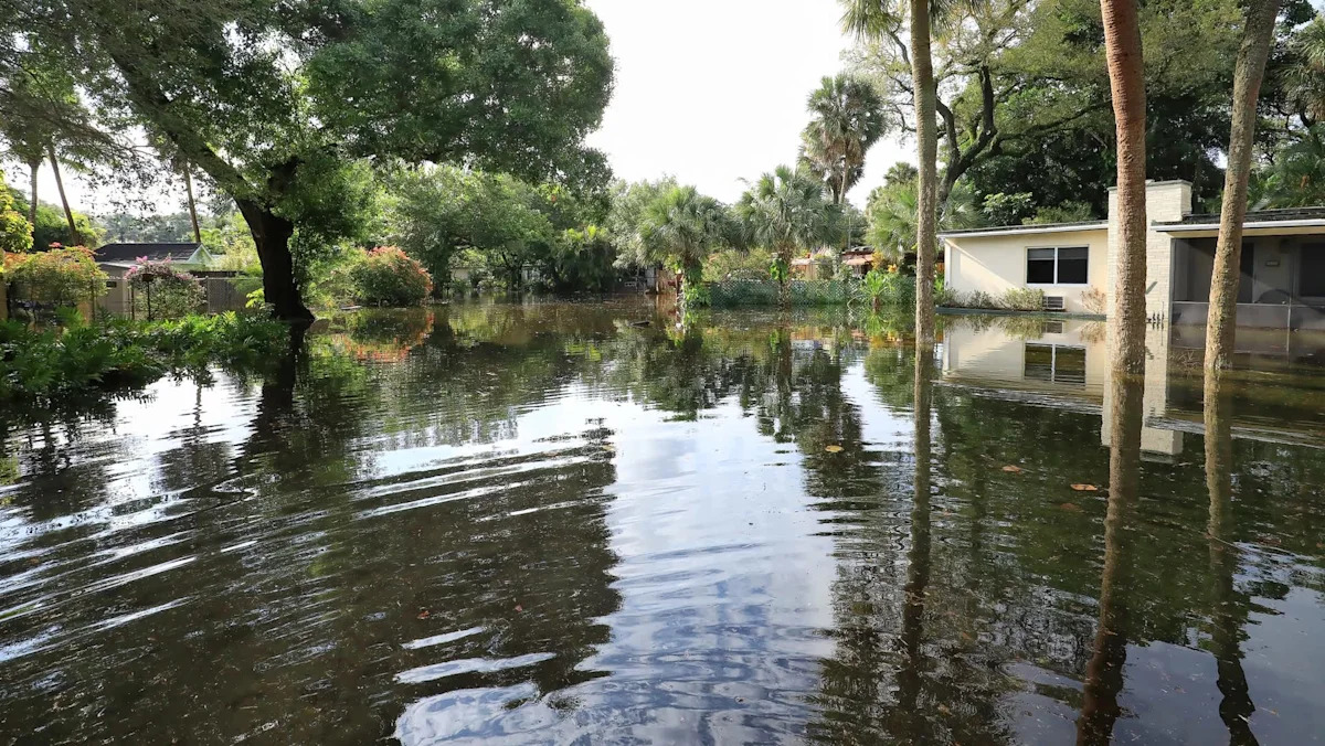 Florida neighborhood keeps flooding with just 5 minutes of rain, and relief is years away