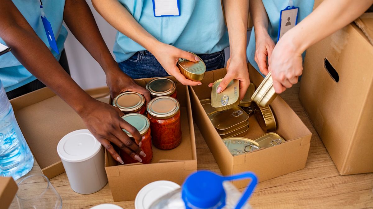 Florida free grocery program serving 12,000 people faces cuts after grant funding loss