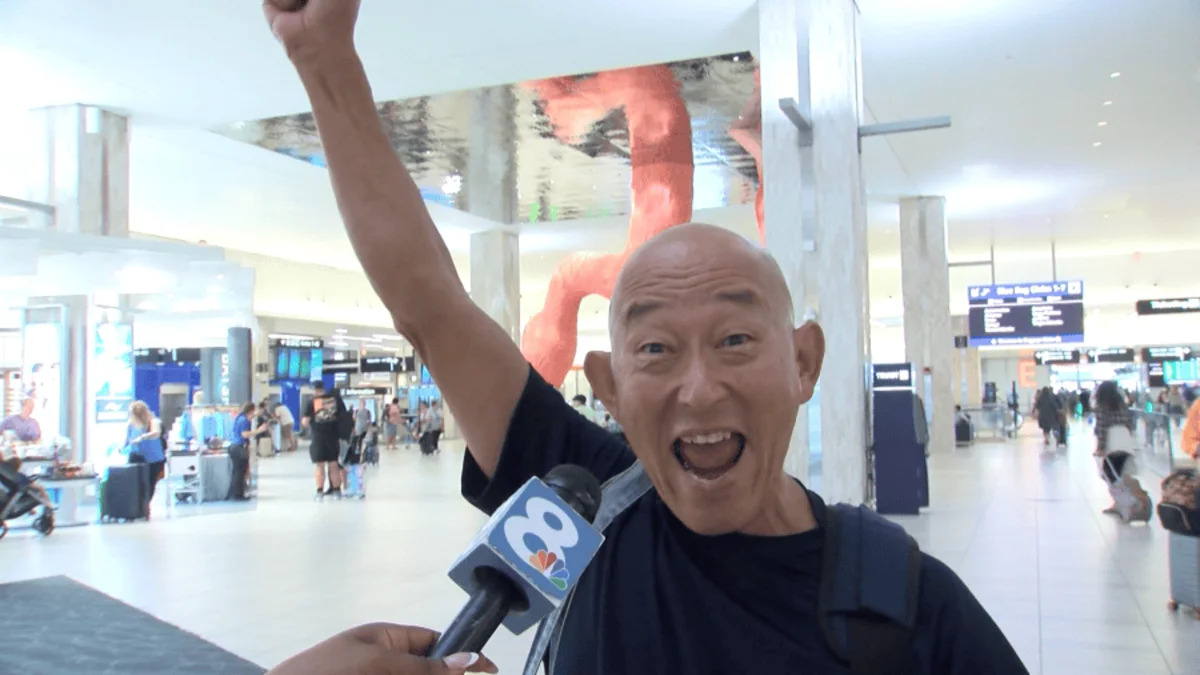 World Series brings surge of baseball fans to Tampa International Airport