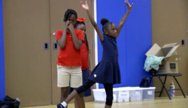 Tampa dance students receive free ballet shoes for class