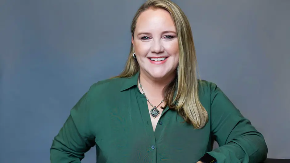 Sign language courses challenge students to engage, advocate