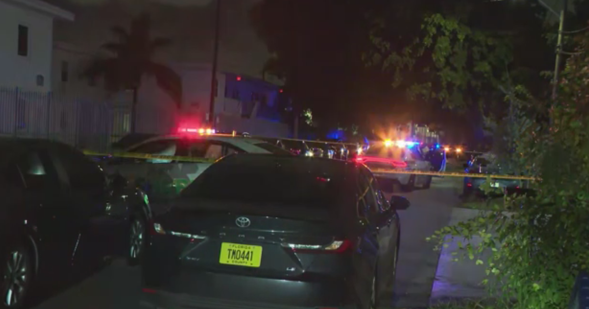 Woman grazed on side of head, man with shoulder wound after a reported shooting in Miami-Dade, deputies say