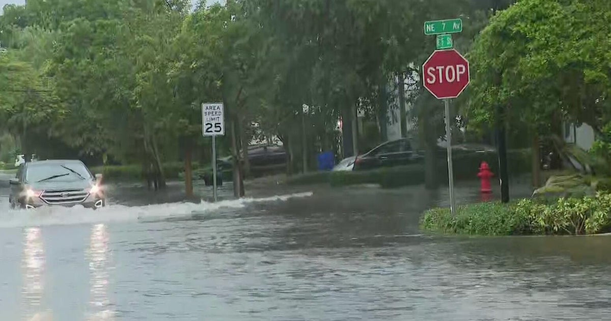 Fort Lauderdale residents say they can't wait until 2028 for flood fix as streets sit underwater