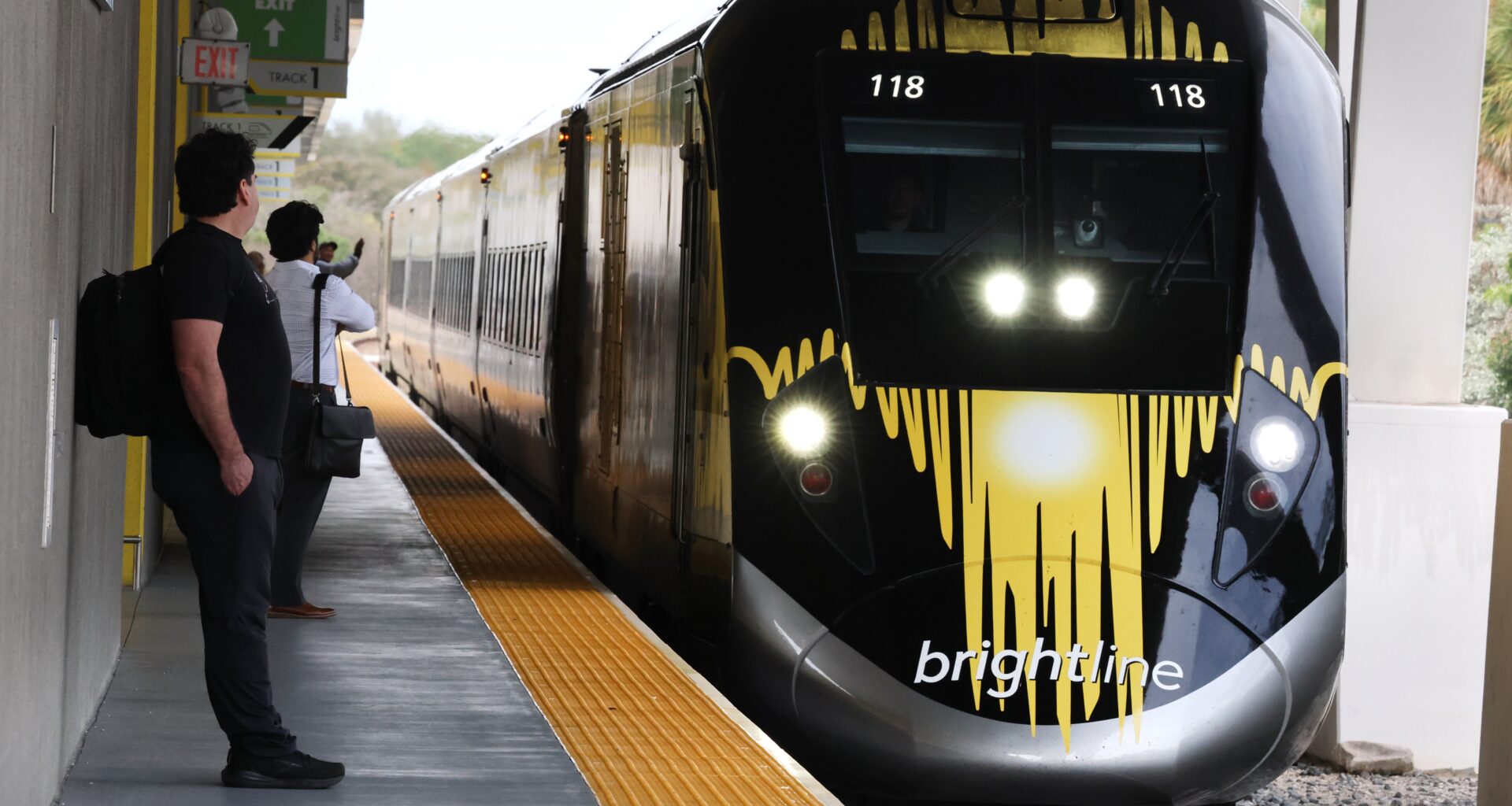 Brightline passenger traffic spiked in September amid financial overhaul, creditor takeover – Sun Sentinel
