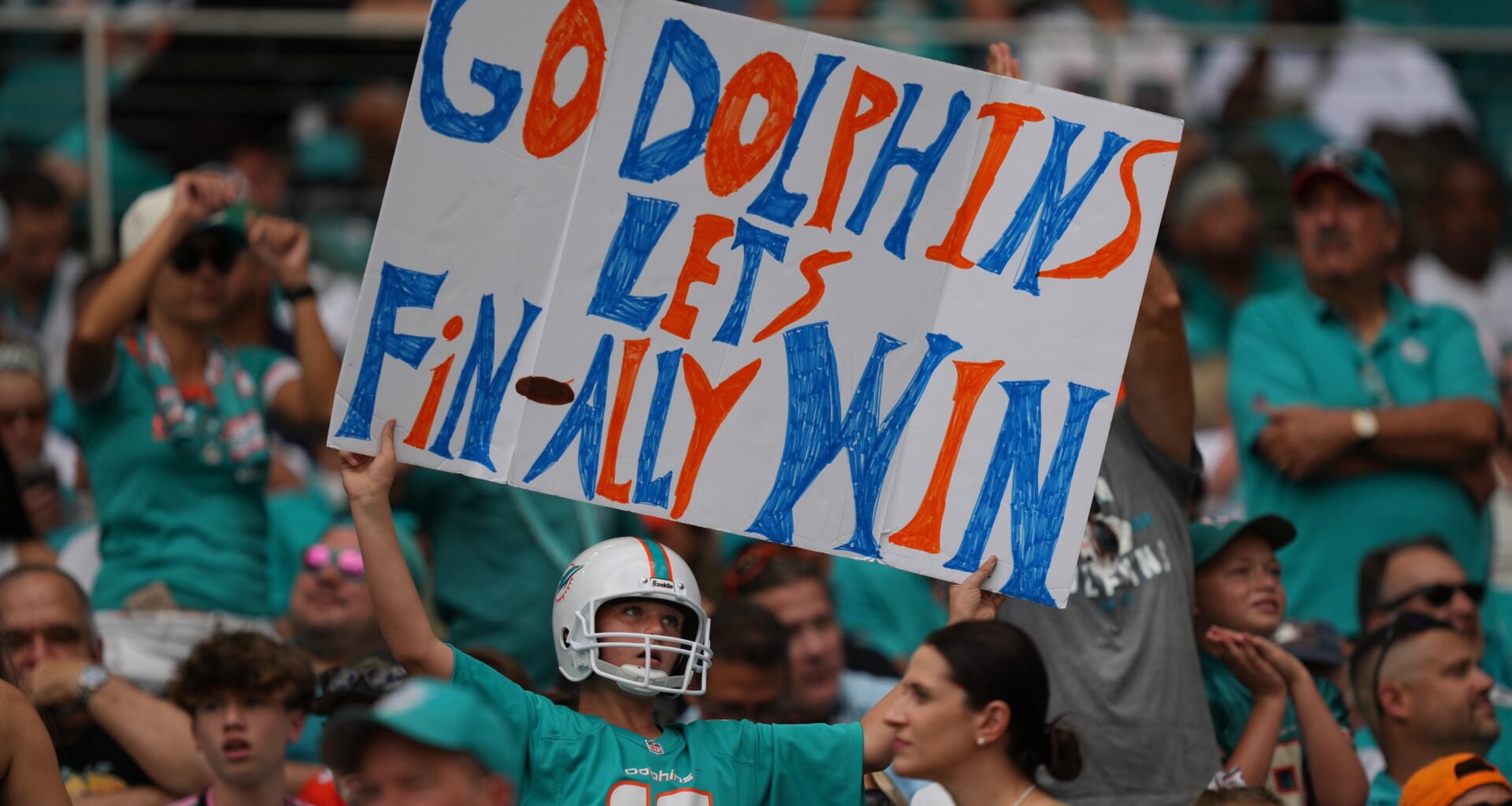 Miami Dolphins increase season ticket prices