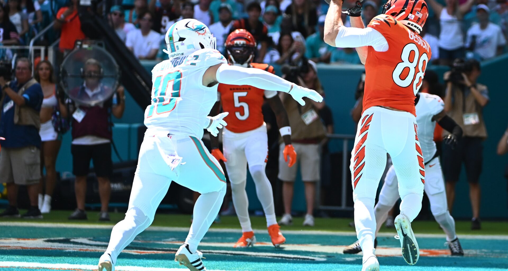 Dolphins fall to 0-5 after loss to Bengals, Joe Burrow