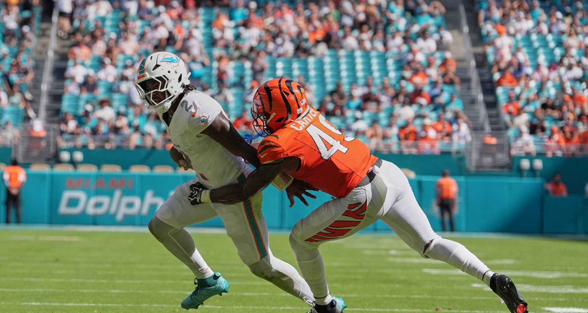 Miami Dolphins' small home crowds are noticed