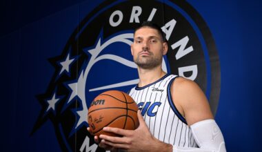 Nikola Vucevic back with Magic where he belongs