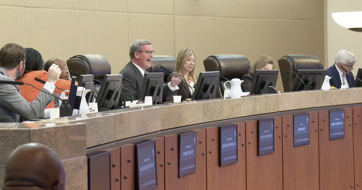Tallahassee approves fire 5-year plan, disputes county fund report