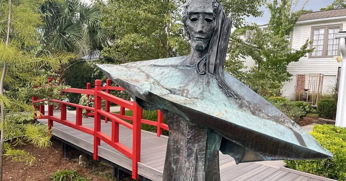 Amazing stories bloom in LeMoyne's new African/American Tribute Garden