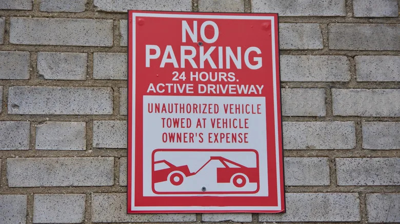 Tow away zone sign in Manhattan