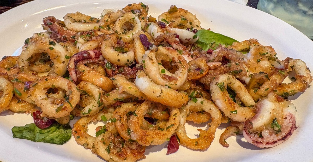 The Latest Pick-Your-Own-Seafood Spot in Astoria Brings Algerian-French Flavors