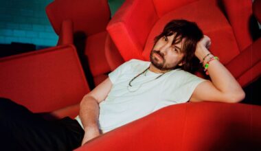 Tame Impala Debuts ‘Deadbeat’ Tracks at Brooklyn Tour Kickoff