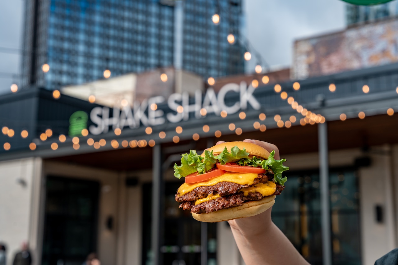 Shake Shack Evergreen images
