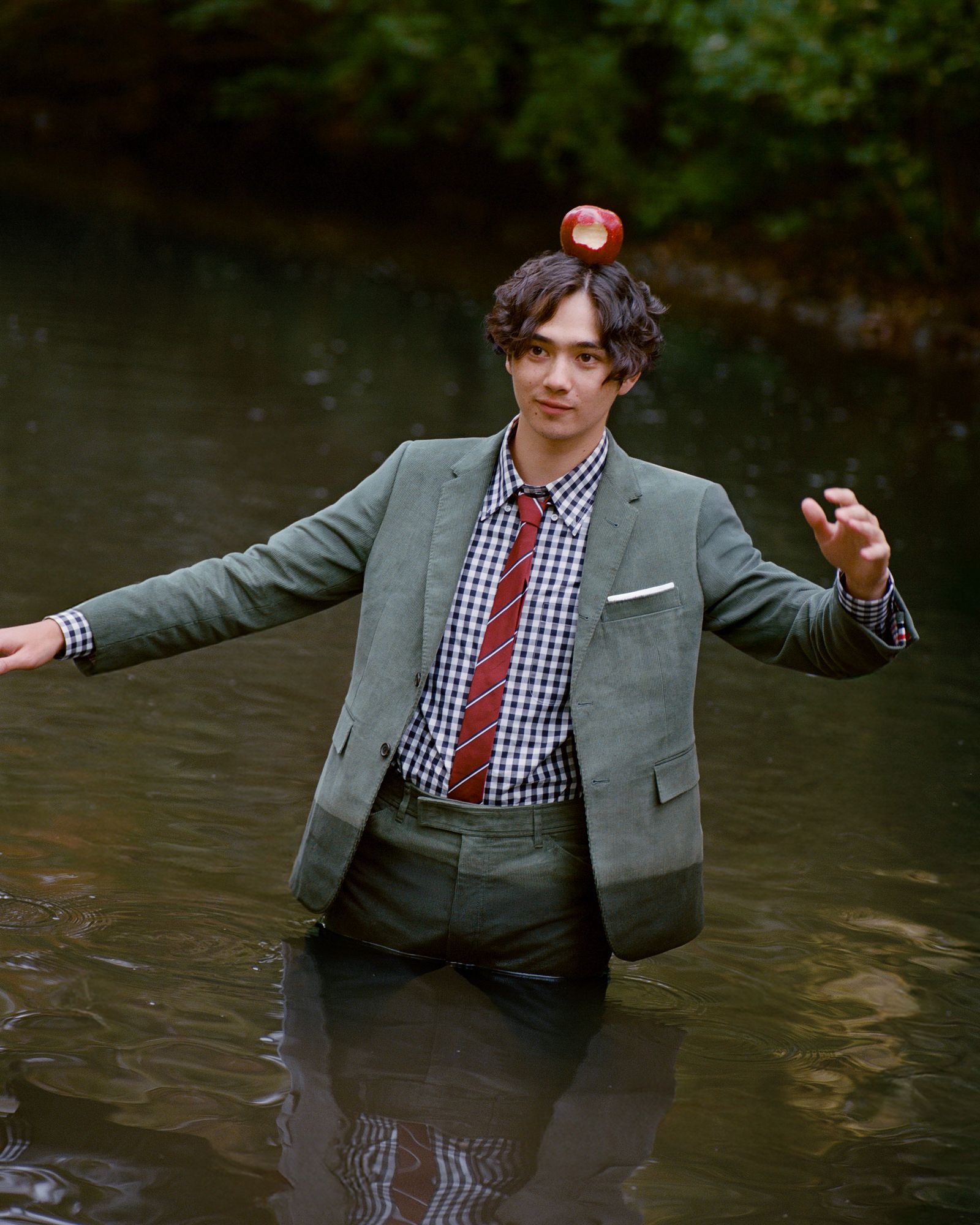 Thom Browne Hosts a Weekend of Fun and Games in Upstate New York With ‘The Gilded Age and ‘TSITP Stars