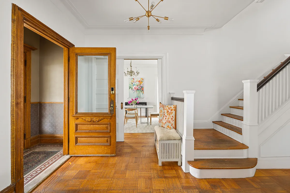 brooklyn - entry with wood floor