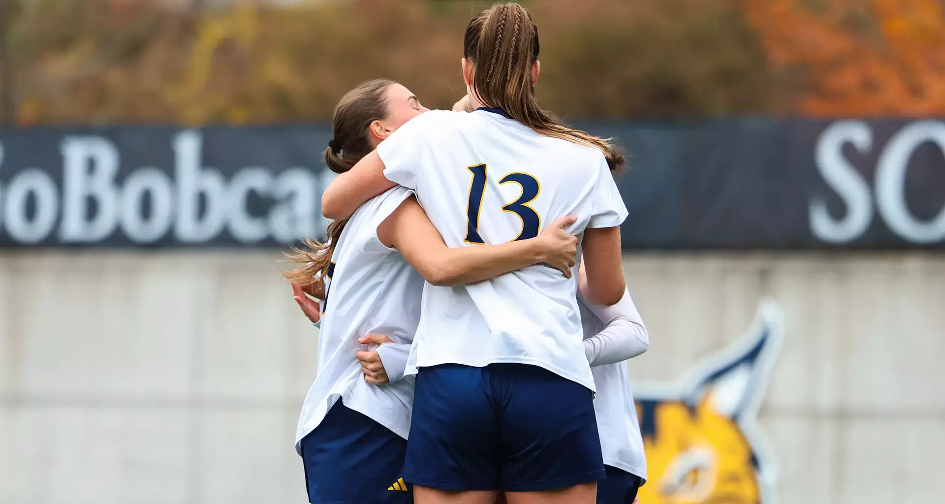 Quinnipiac blanks Manhattan to end MAAC play undefeated