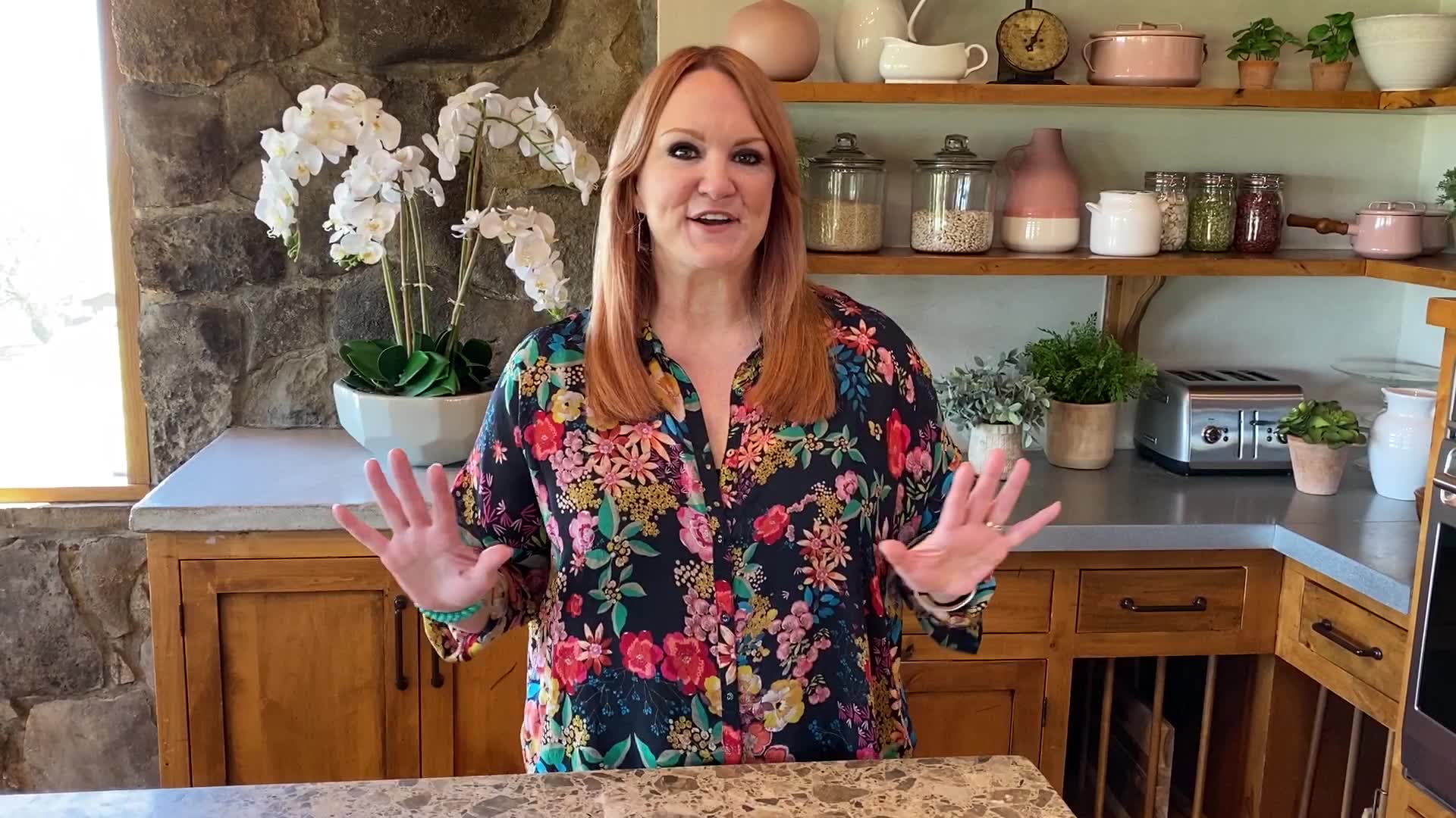 alex drummond carrying sofia in new york city