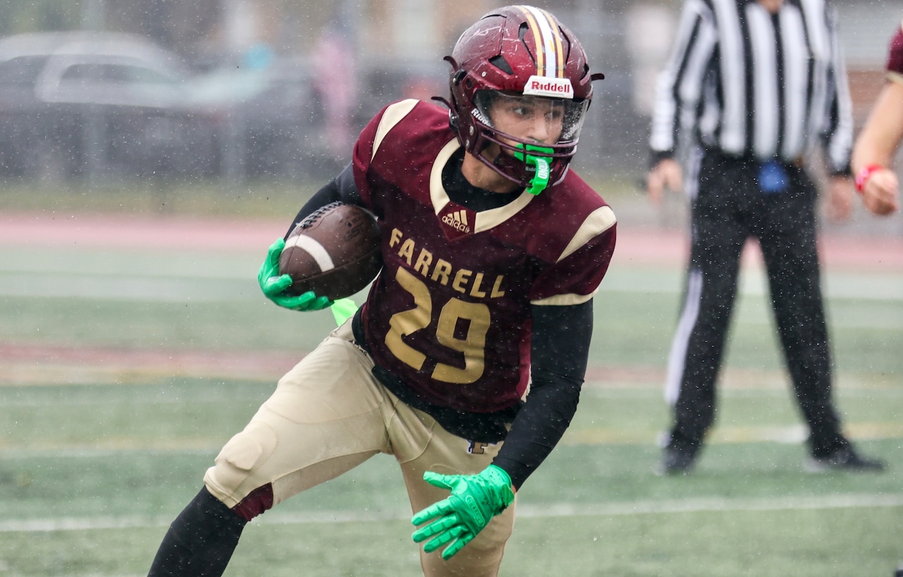Farrell JV squeezes out win