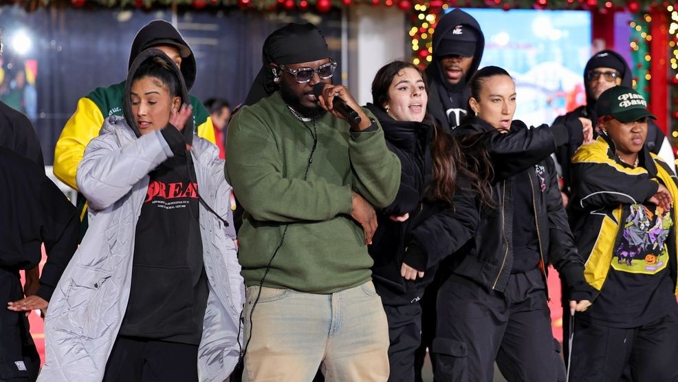NEW YORK, NEW YORK - NOVEMBER 26: T-Pain performs during 2024 Macy's Thanksgiving Day Parade Rehearsals - Day 2 at Macy's Herald Square on November 26, 2024 in New York City. (Photo by Michael Loccisano/Getty Images)