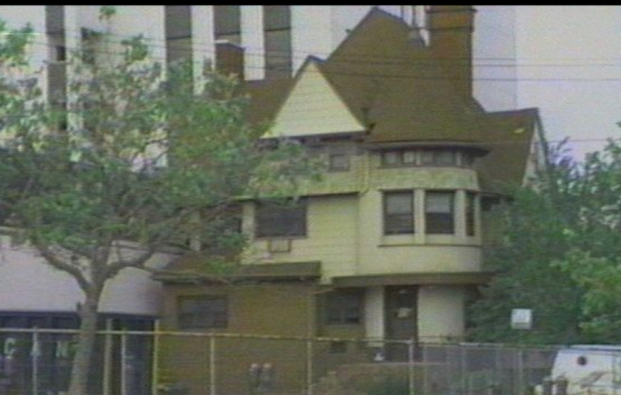 St. George Victorian 61 Central Ave.