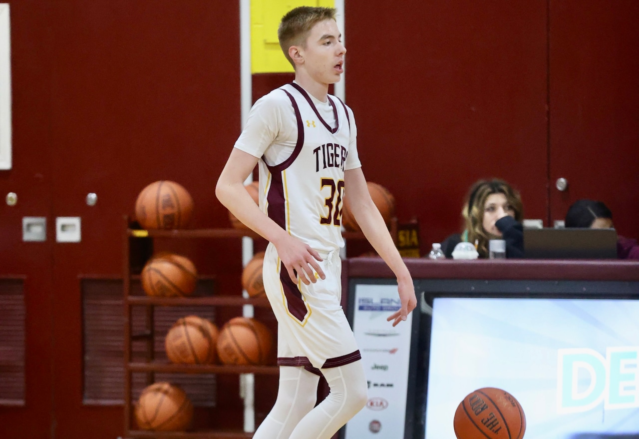 Four-year player