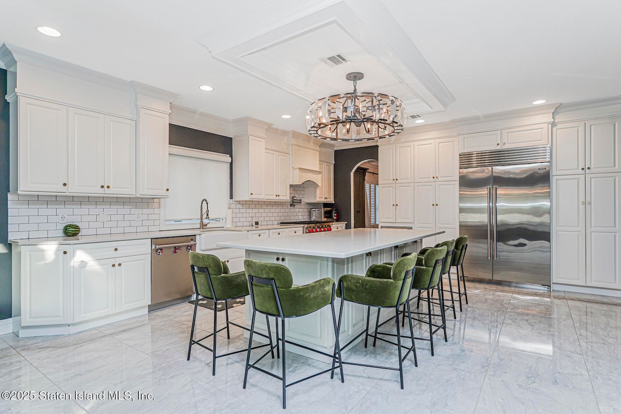 107 Hanover Avenue
