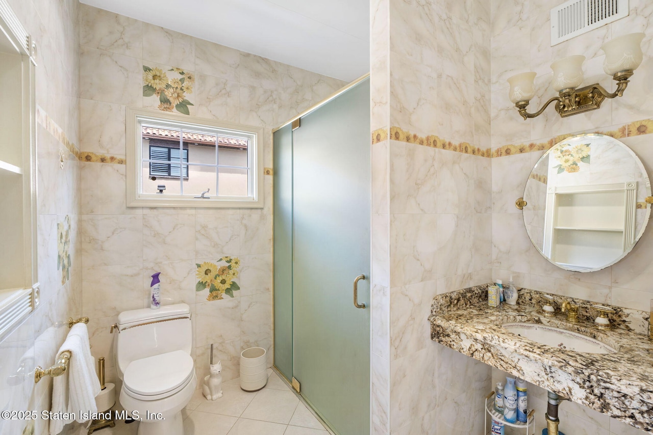 304 Bertram Avenue, Annadale