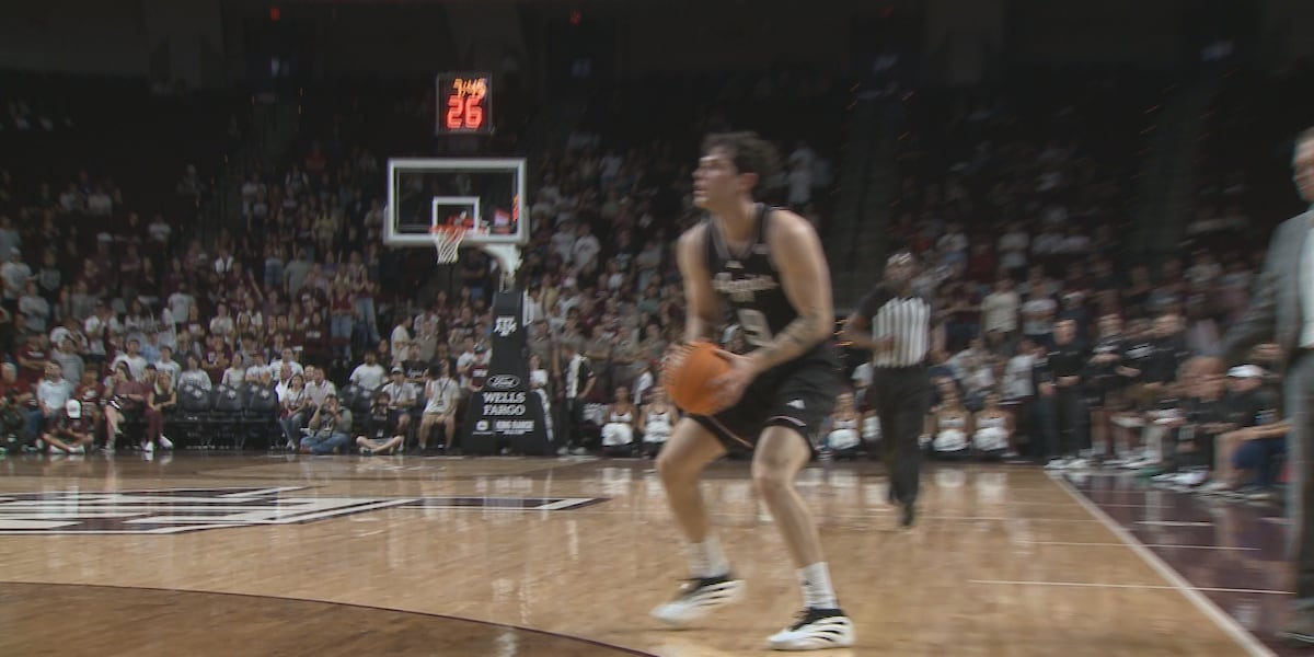 Texas A&M downs Manhattan behind record-setting shooting performance