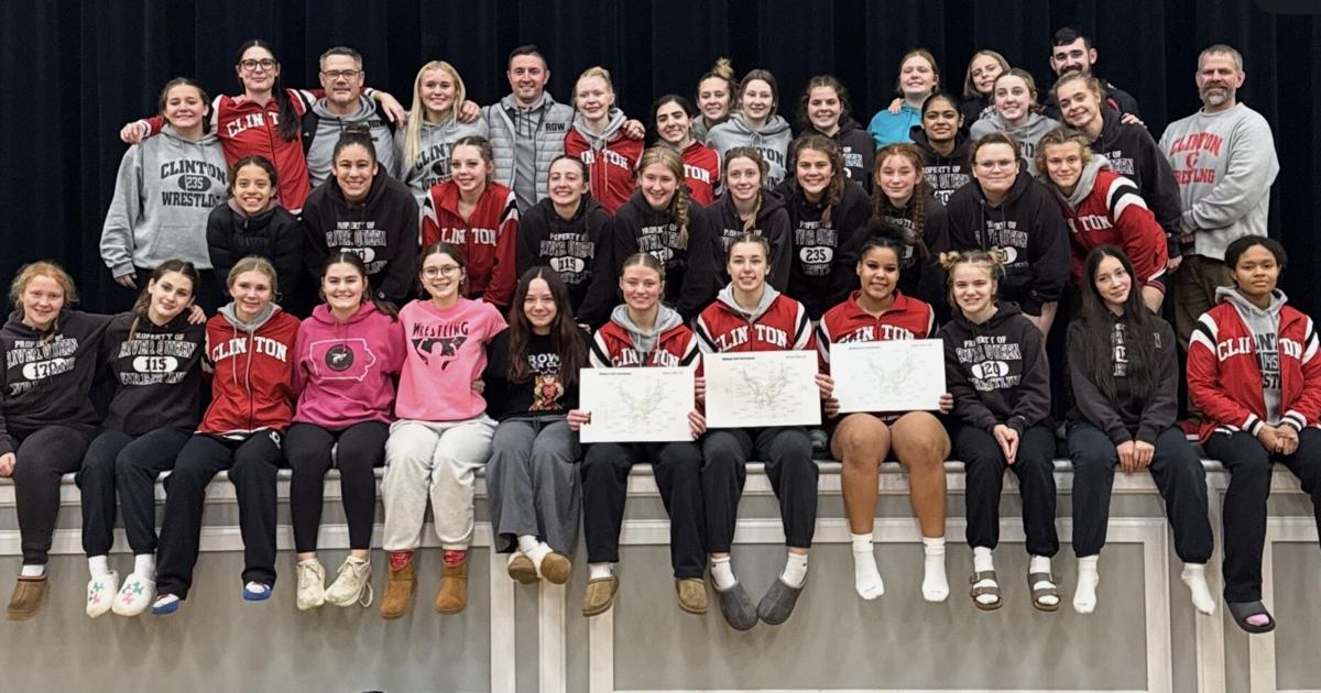 River Queens win Midland Girls Wrestling Invitational | High School Sports