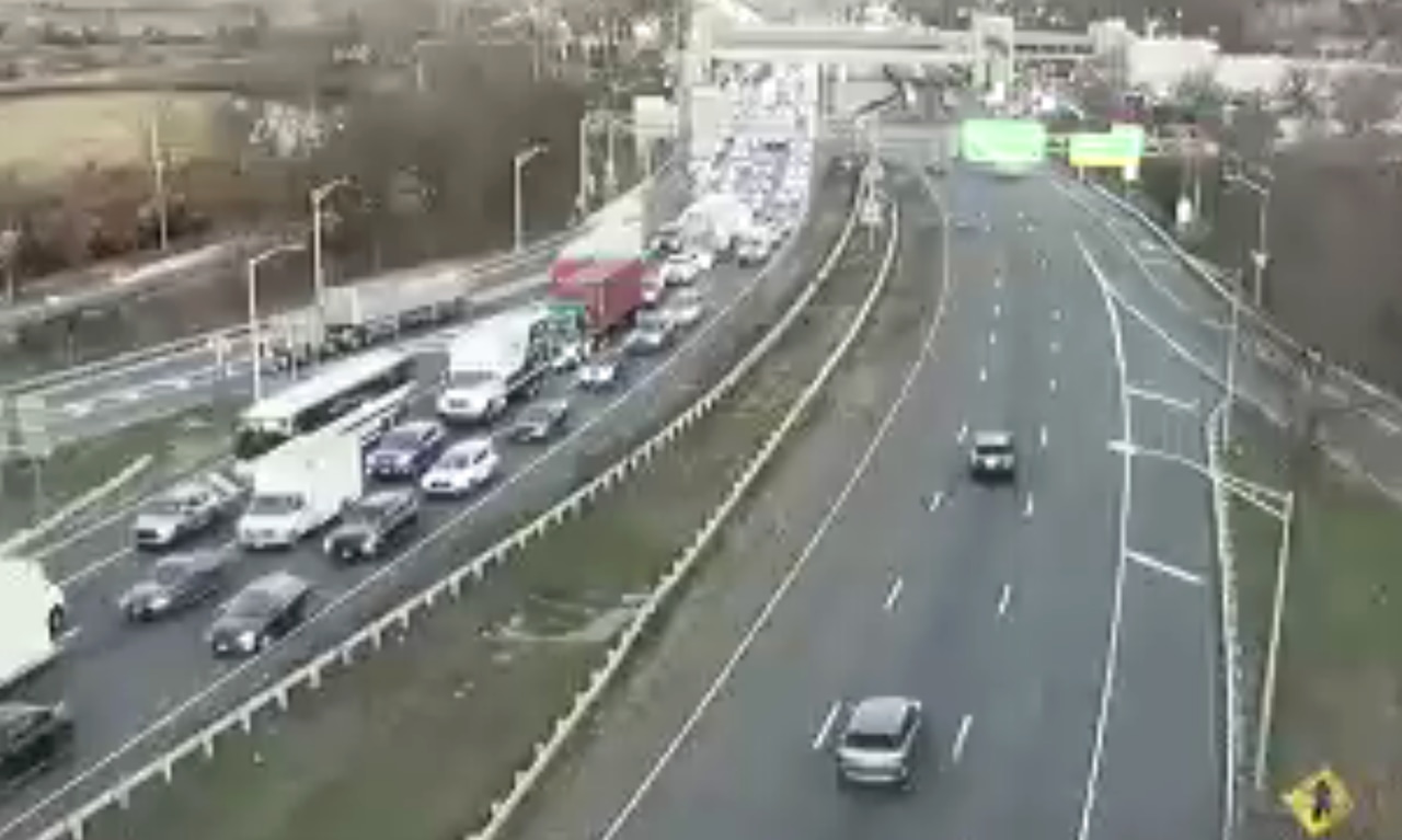 Goethals Bridge delays reported during Monday morning rush hour